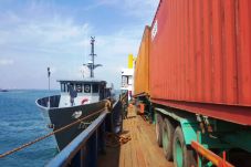 TNI AL Gagalkan Penyelundupan...