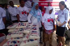 Kartini Perindo Bagikan...