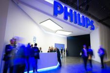 Philips Berencana Akan...