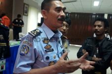 Sembunyi di Tangerang,...