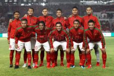 Indonesia Turun Dua...