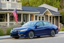 Honda Segera Luncurkan...