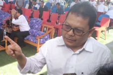 Perusahaan Enggan Bangun...