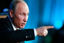 Rusia Usir 23 Diplomat...
