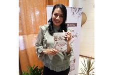 Dewi Lestari Rilis Novel...