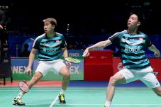 Lolos ke Final All England,...