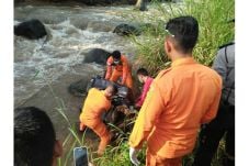 4 Orang Tenggelam di...