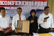 Jual Pistol FN Rp10...