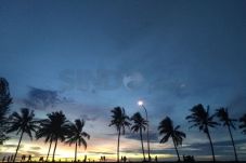Menikmati Indahnya Senja...