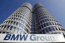 Kantor dan Pabrik BMW...