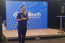 Buat Chatbot Ternyata...