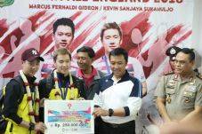 Menpora : Prestasi Kevin/Marcus...