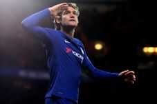 Hadiah Tampil Apik di...