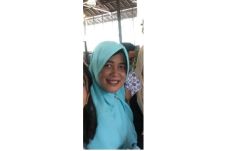 Pamit ke Ponpes, Ibu...