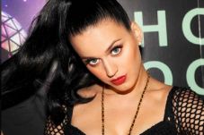Jual Rumah, Katy Perry...