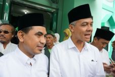 Ganjar-Yasin Potret...