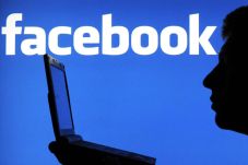 Facebook Dituding Telisik...