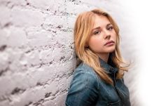 Chloe Grace Moretz Taklukkan...