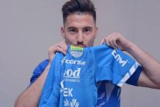 Bobotoh Mempertanyakan...
