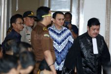 PK Ditolak, Ahok Tetap...