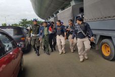 Hendak Nonton Persib,...