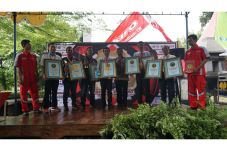 Mahasiswa FT Unnes Cetak...