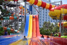 Long Weekend, Ancol...