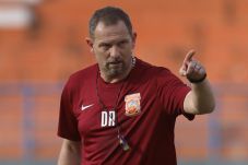 Gantikan Iwan, Dejan...