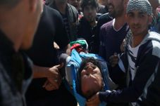 Tank Israel Bombardir...