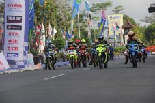 Kelas Aerox 155 Cup...