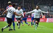 Salah Tak Terbendung,...
