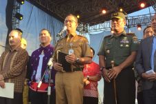 Anies Hadiri Perayaan...