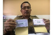 Aparat Kelurahan Angke...