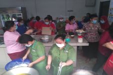 Menengok Penampungan...