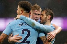 Man City Ingin Pesta...