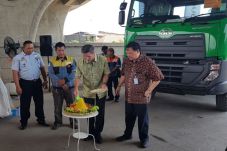 UD Trucks Buka Program...