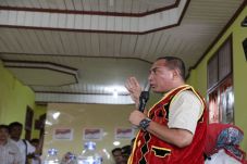 Edy Rahmayadi Prihatin...