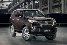 Toyota Fortuner Edisi...
