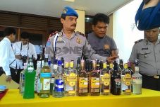Polisi Diminta Usut...
