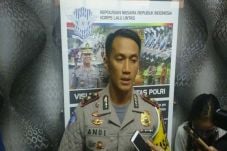 Aksi Pungli Anggota...