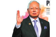 PM Najib Naikkan Gaji...