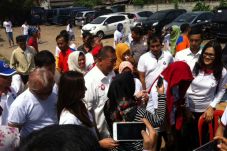 Hadir di Senam dan Baksos...