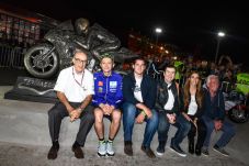 Patung Valentino Rossi...