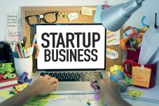 Startup Makin Mudah...