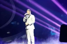Abdul Tampil Berkelas...