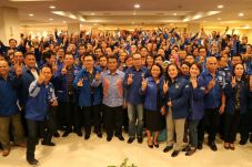 Demokrat Solid Menangkan...