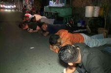 Ancam Warga, Sembilan...