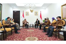 Rektor UGM Temui JK...