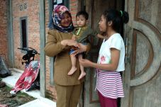 Pulih dari Gizi Buruk,...
