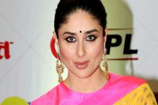 Raih Piala Lokmat, Kareena...